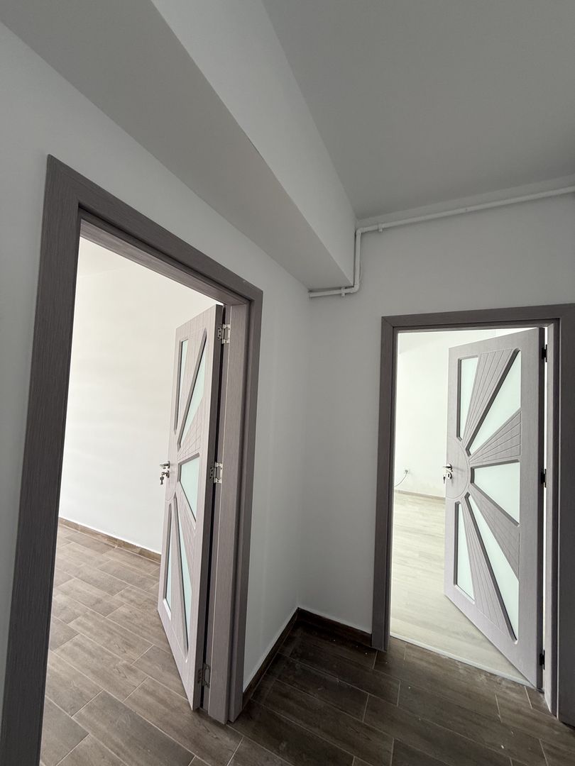 2 CAMERE_PARCARE GRATUITA_PALLADY_ TRANSPORT STB - Poză 1