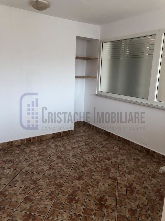 Birou tip duplex_160 mp_contorizare individuala_open space generos + 4 birouri - Poză 6