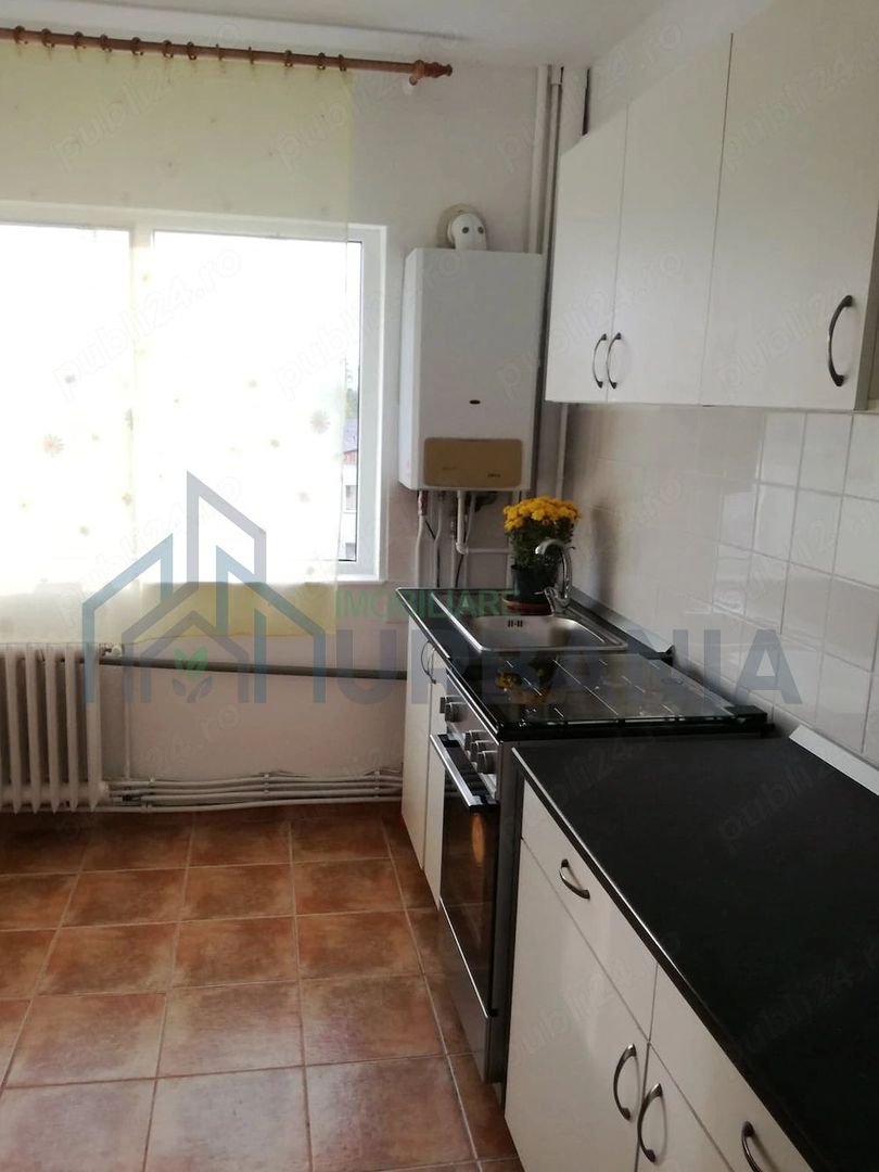 Apartament 3 camere de închiriat, Podu Roș, Iași - Poză 1