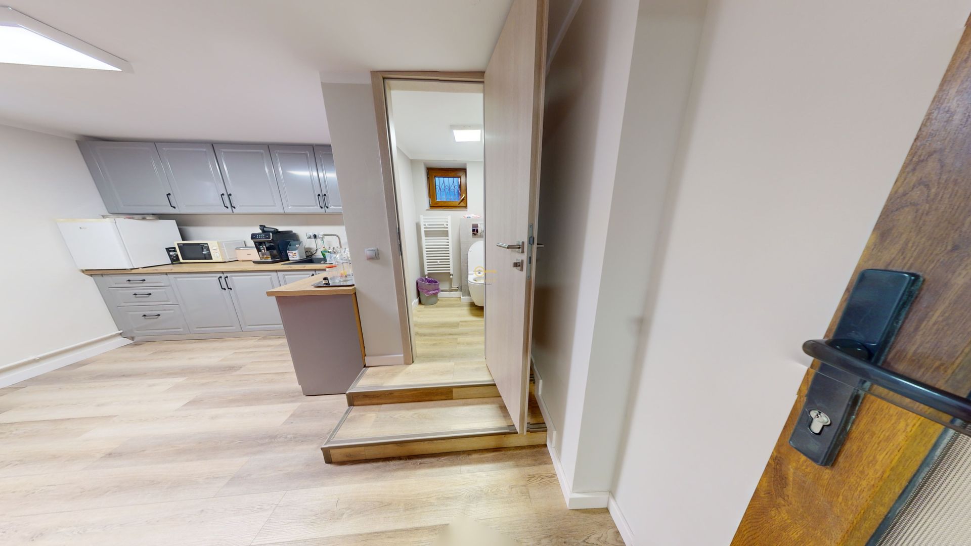 Spațiu de birouri de vânzare și de închiriat în Sub Arini, Sibiu - Poză 5