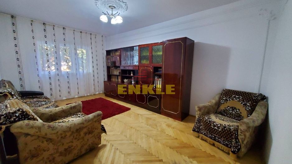 De vânzare apartament cu 2 camere, Zona Mihail Kogălniceanu - Poză 1