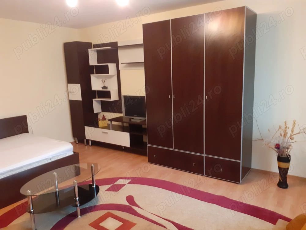 Închiriez garsonieră, Mall Vitan, mobilat, centrală proprie - Poză 2