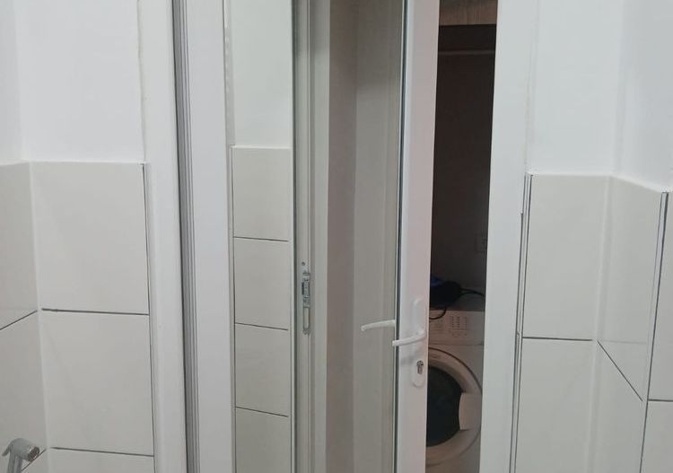 Garsonieră renovată, prima închiriere, metrou Costin Georgian, boiler optional - Poză 6
