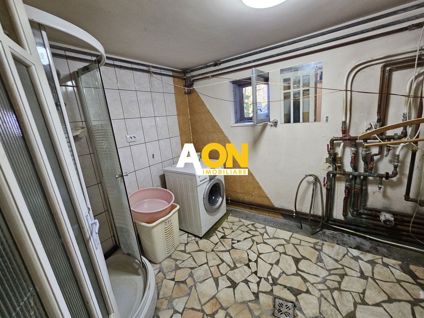 Casa 8 camere, S+P+1, teren 1377 mp, zona Schit - Poză 24