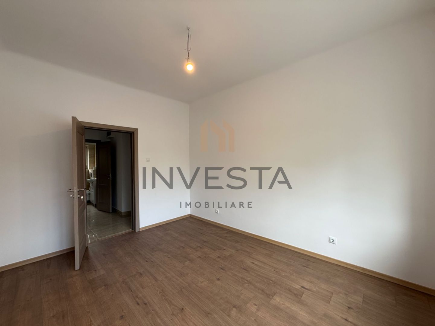 Apartament 3 camere decomandat, balcon si boxa - zona The Office! - Poză 3