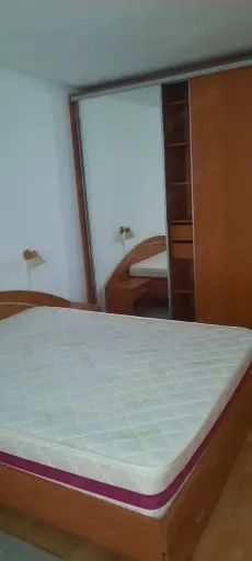 De inchiriat apartament 3 camere - Poză 3