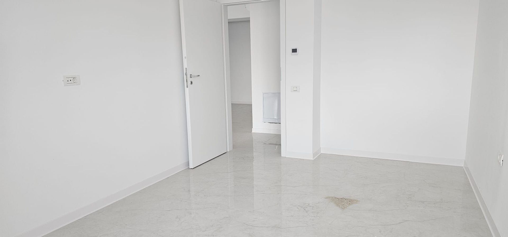 Apartamente noi de inchiriat – Complex Roka Traian, Piata Centrala - Poză 9