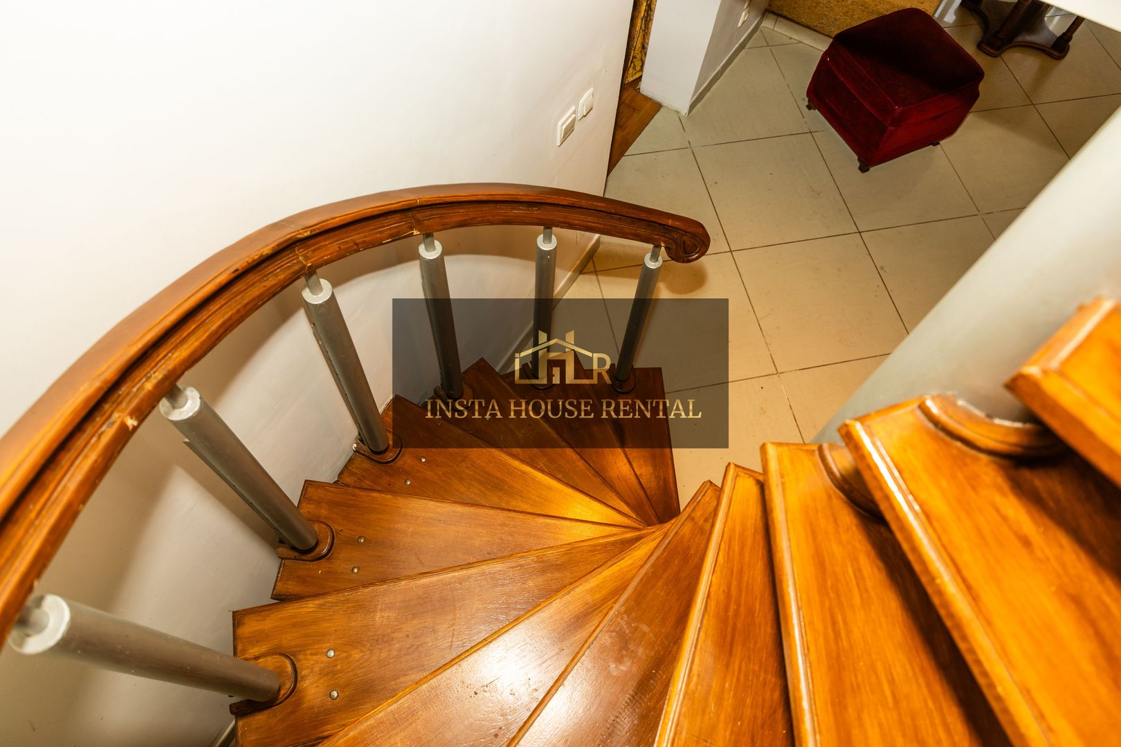 Casa cu teren 1000mp Ciolpani - Poză 36