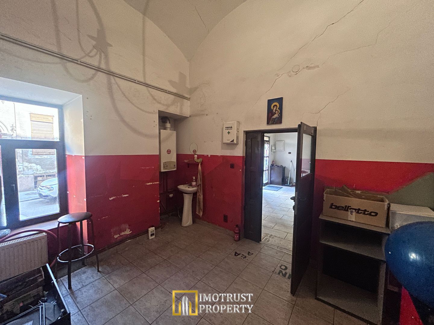 Spatiu comercial de vanzare zona Bou Rosu - Poză 8