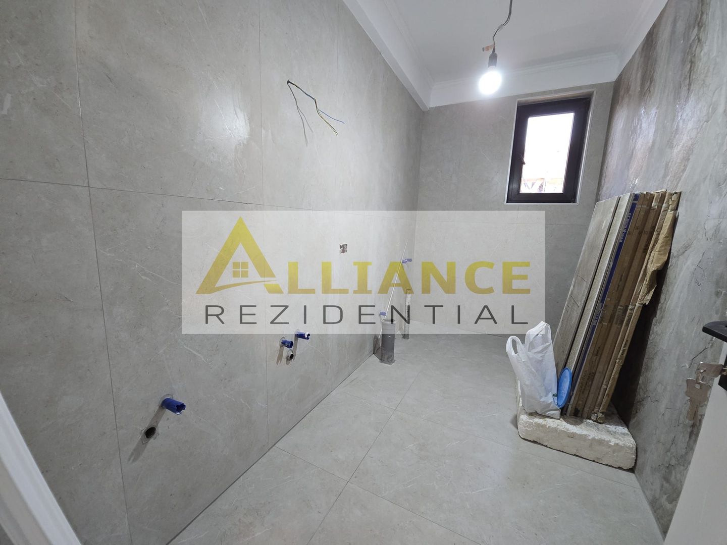 Casa 4 Camere | Zona linistita - Poză 9