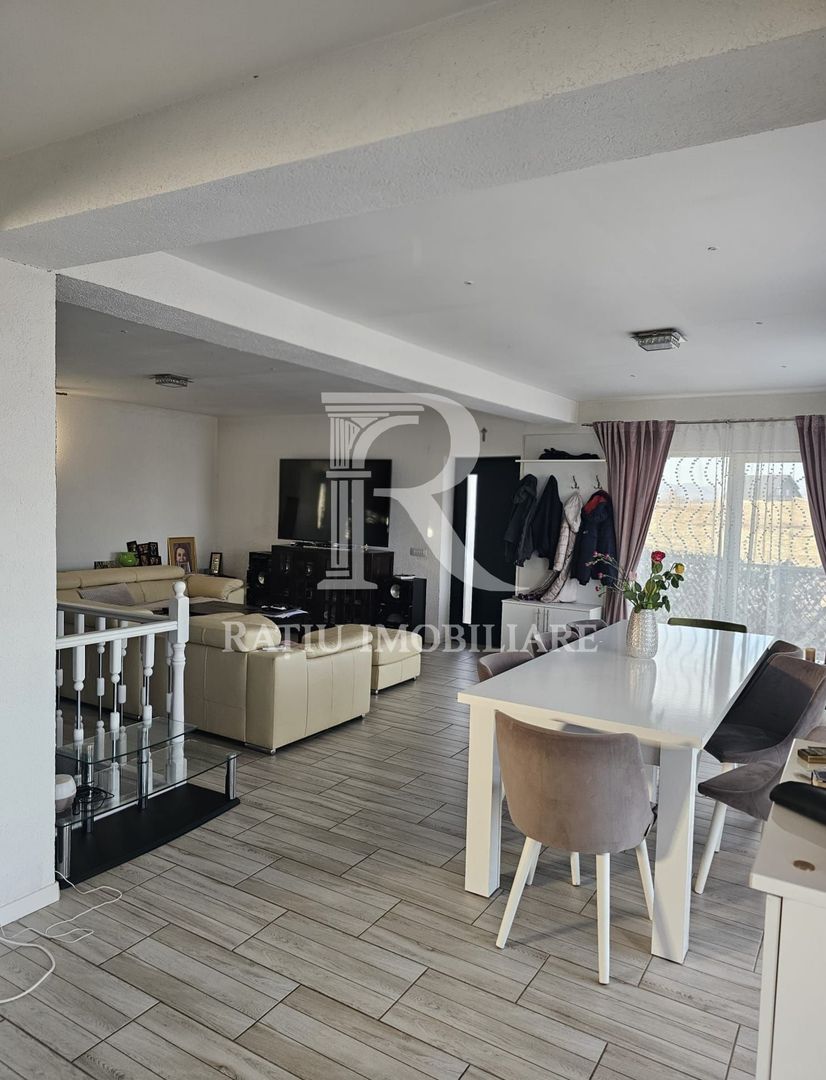 Casa moderna | 2 terase | Vedere Panoramica | Deva | - Poză 15