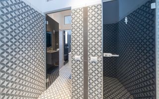 Clădire administrativă renovată integral – oportunitate investițională – Brașov - Poză 2