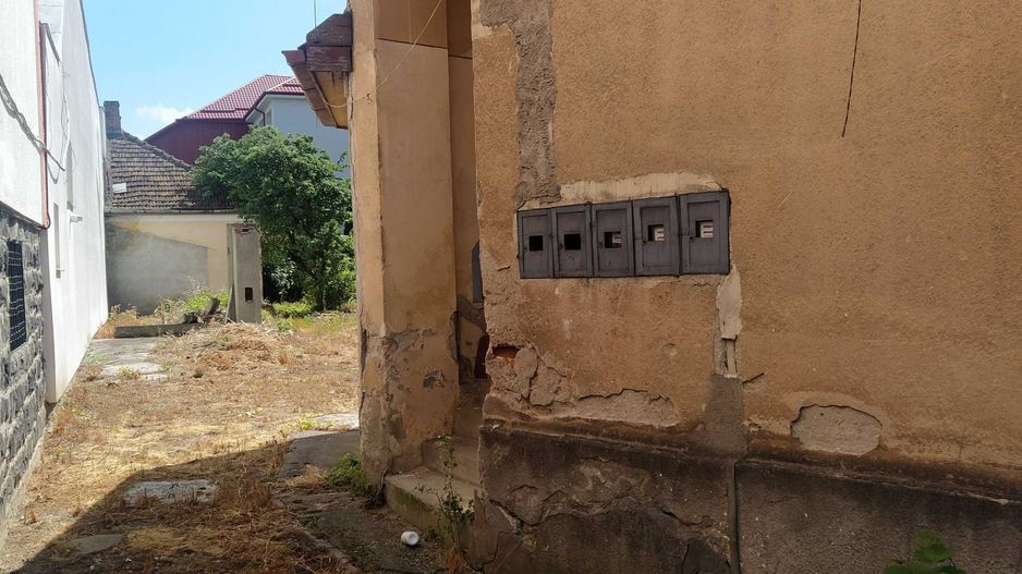 De vanzare casa - Ana Ipătescu Nr.6 - Poză 3