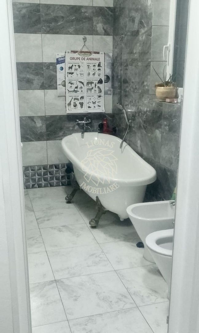 Casa 4 camere 154 mp-teren 600 mp-panorama spre oras-Zona La Soare - Poză 10