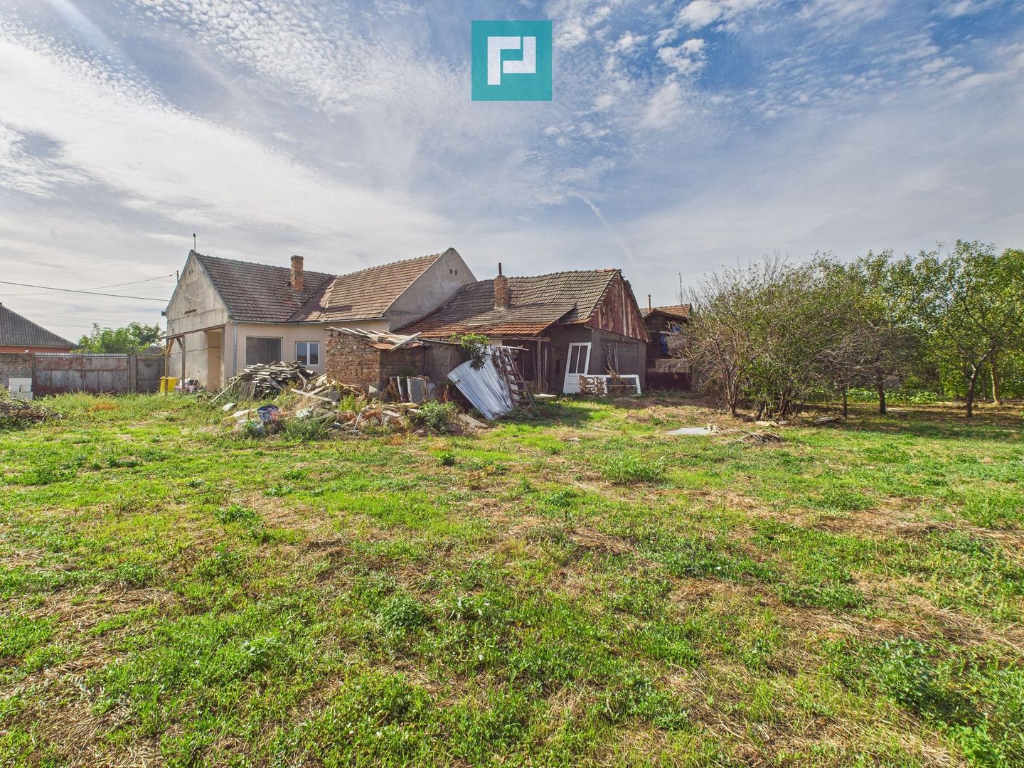 Casă spatioasă și solidă în Pecica - Poză 7