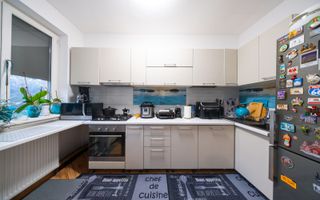 Casa individuala, metrou Aparatorii Patriei, sector 4, comision 0 - Poză 2