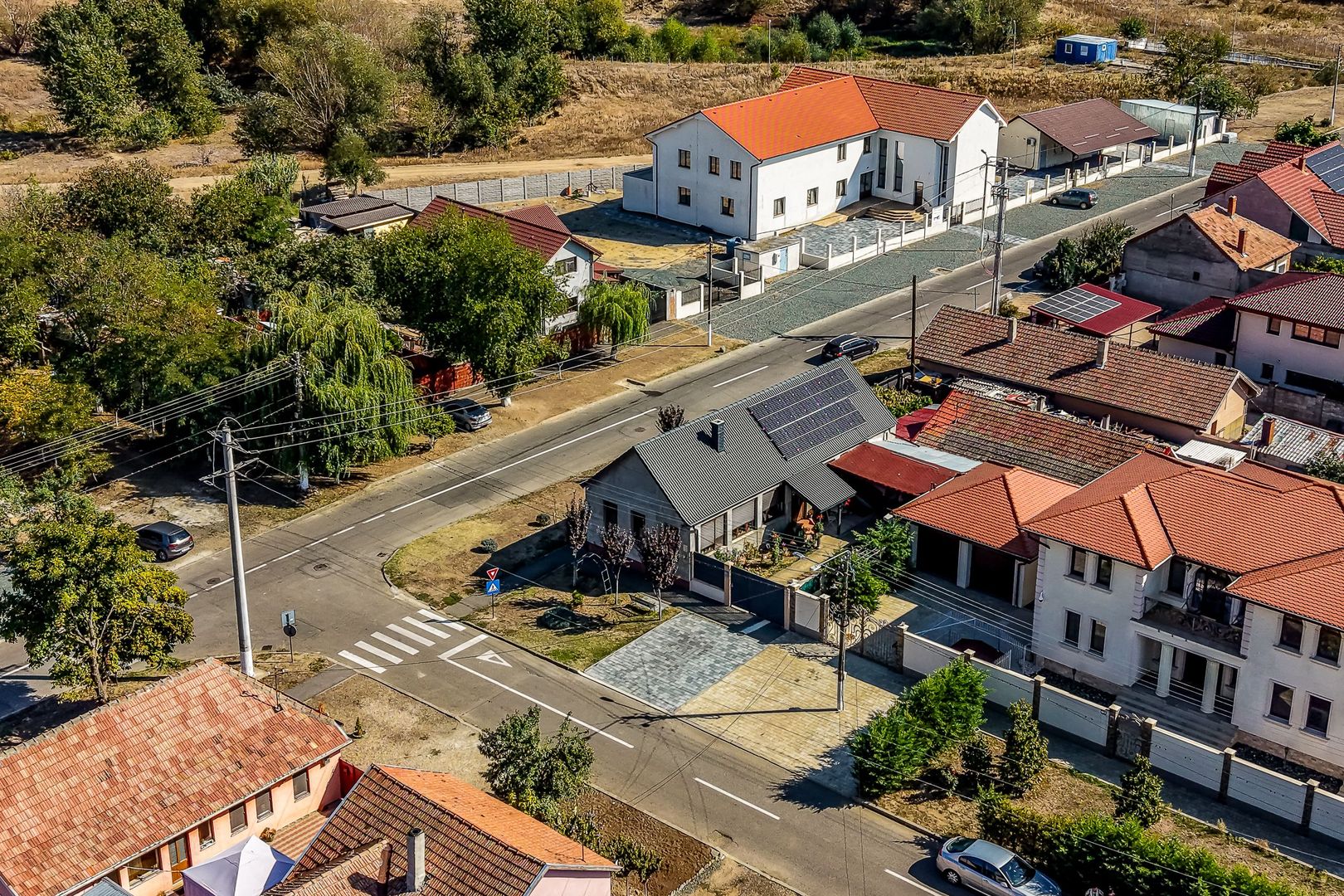 Casa renovata 4 camere - Sanicolau Mic - COMISION 0 - Poză 6