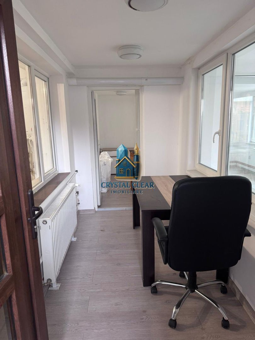 Casă pe 3 nivele, cu 13 camere-zonă centrală, str. Mihail Kogălniceanu - Poză 19