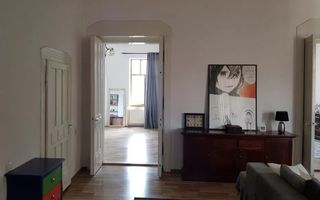 Apartament de 4 camere in zona Ultracentrala - Poză 3