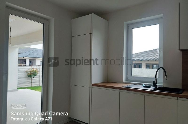 Casa noua in cartierul Viena Residence - Poză 6