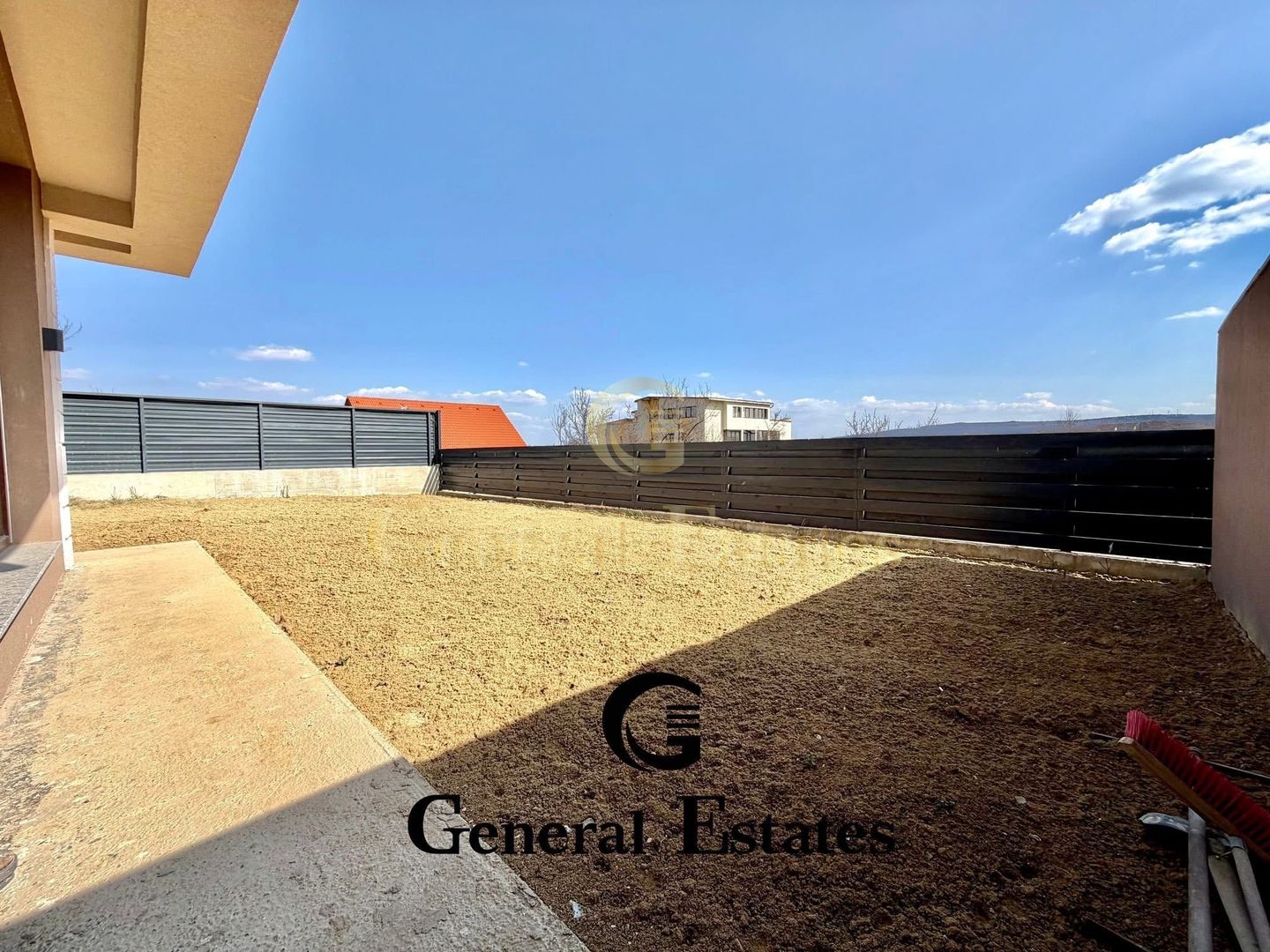 Vilă tip duplex de vânzare | Zona Cetățuia | 390 mp teren | 4 camere - Poză 1
