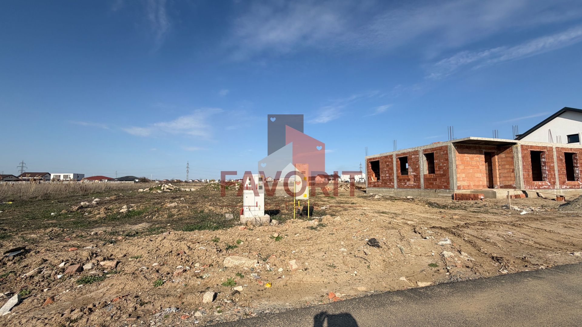 Teren Intravilan | Cu AC | Mosnita Noua | Toate utilitatile | Asfalt - Poză 1