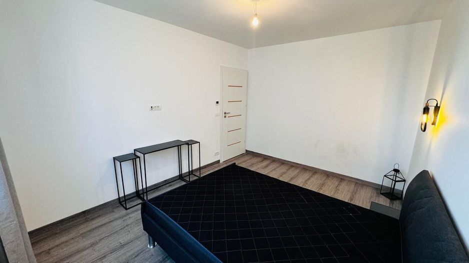 Apartament de inchiriat 3 camere 2 Baii Micalaca, parcare, bloc nou - Poză 17