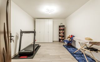 Casă în Vinga – restaurată Integral 2025 | 3 camere | teren generos - Poză 8