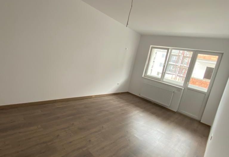 Apartament 2 camere, vedere mixta,etaj 1,aproape metrou - Poză 6
