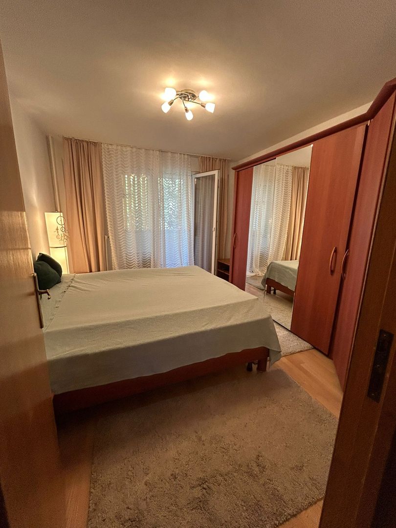 De inchiriat apartament de 3 camere in Titan, la 3 minute de metrou si parc IOR - Poză 4