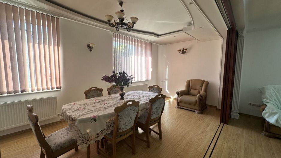 Apartament cu 2 odăi +living ultra centru, Mun. Chișinău - Poză 8
