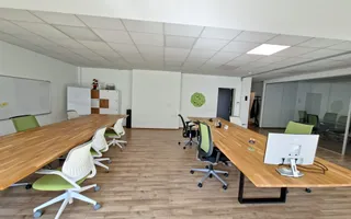 Spațiu pretabil birouri/cabinete medicale - Poză 48