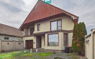 Casă spațioasă în Sântana - Poză 25