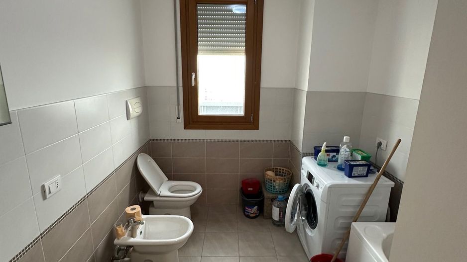 Birouri , cladire noua, zona centrala - Poză 9