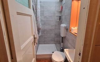 Apartament in vila zona Baicului - Poză 4