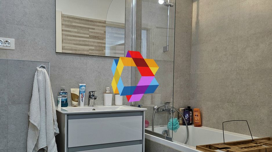REZERVAT - Apartament trei camere, 81 mp  în zona Coresi- Urban - Poză 8
