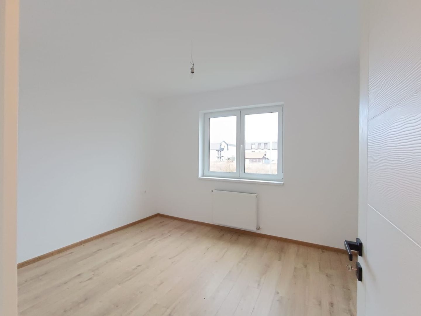 Vanzare apartament nou 2 camere Intabulat nou nelocuit  zona Tractorul - Poză 5