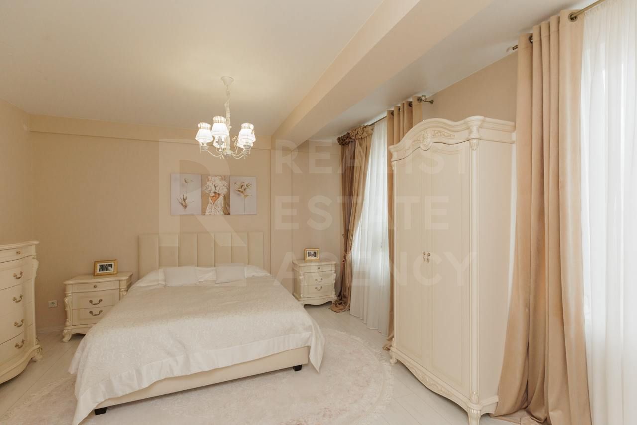 Chirie, casă, 3 camere, strada Melestiu, Centru - Poză 14