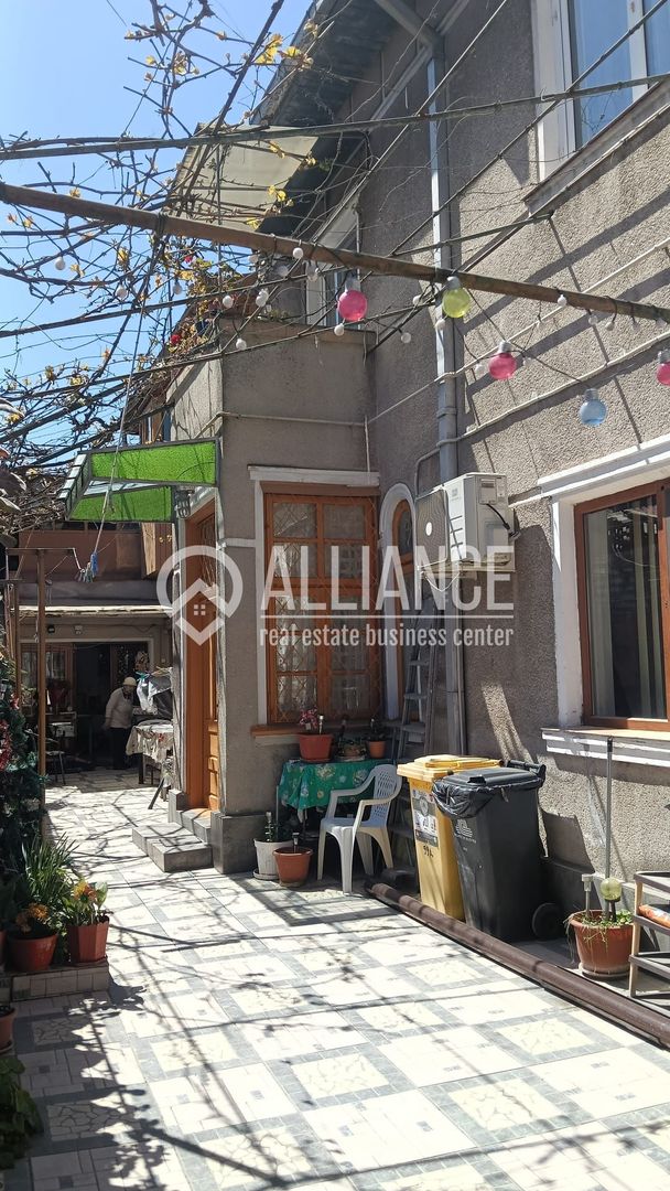 Casa 6 camere zona CAPITOL-CENTRAL  ( cod 12 ) - Poză 4
