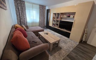 Direct proprietar. Etaj 1. Decomandat. - Poză 1