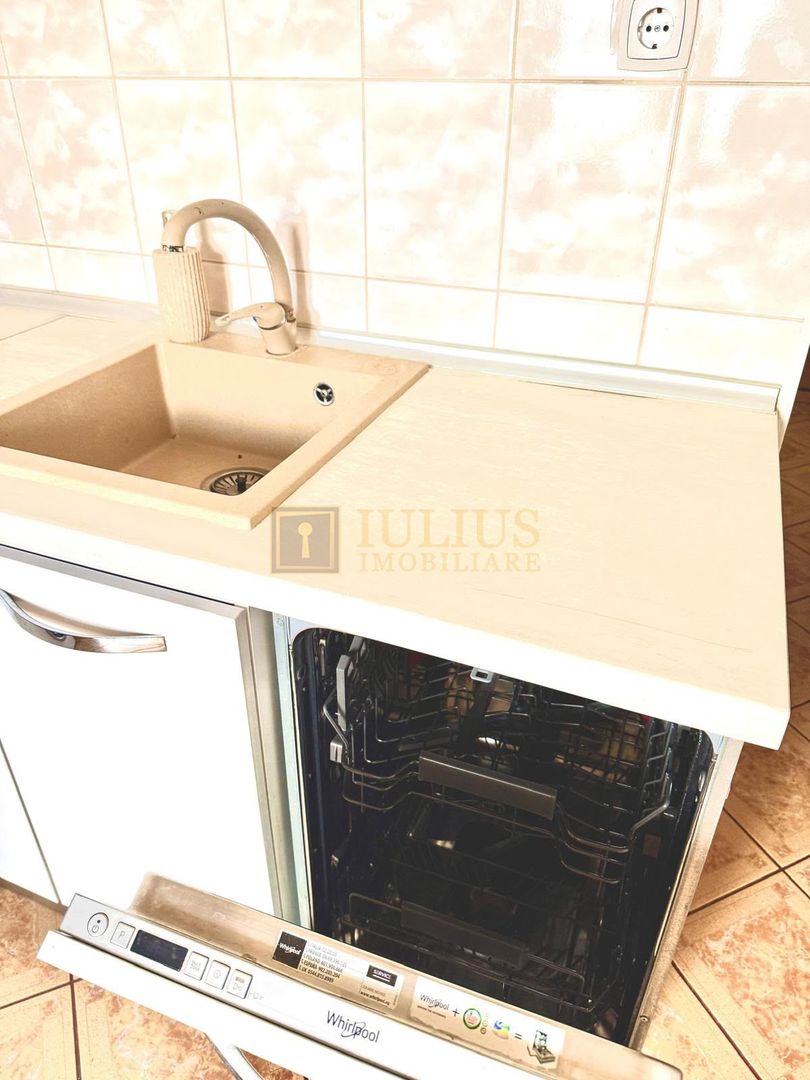 Apartament cu 3 camere in zona Girocului - Poză 14