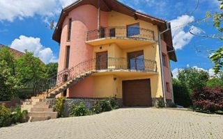 Casă de vânzare, teren 1040 mp - Poză 2