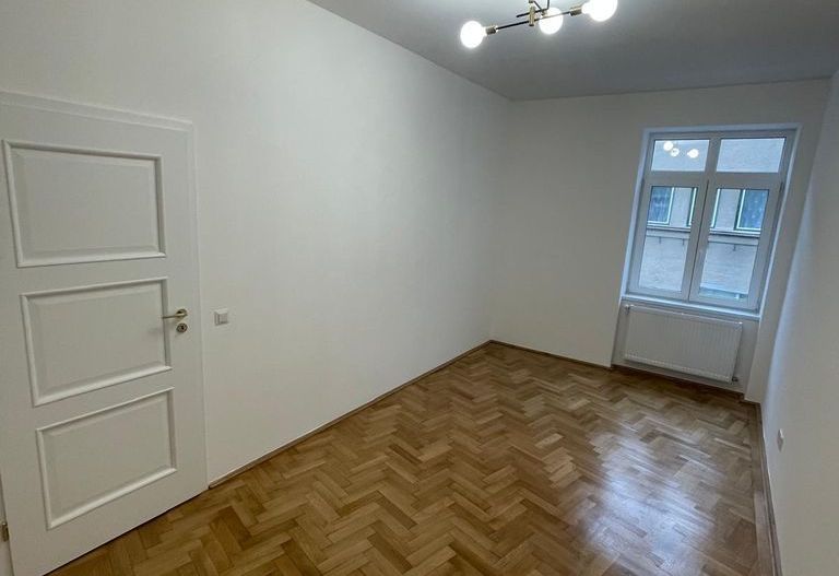 APARTAMENT 4 CAMERE ULTRACENTRAL- XENOPOL | SPATIU DE BIROURI SAU REZIDENTIAL - Poză 7