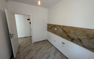 Bloc Nou. Disponibil imediat. Bucatarie inchisa. Parcare in CF. - Poză 8