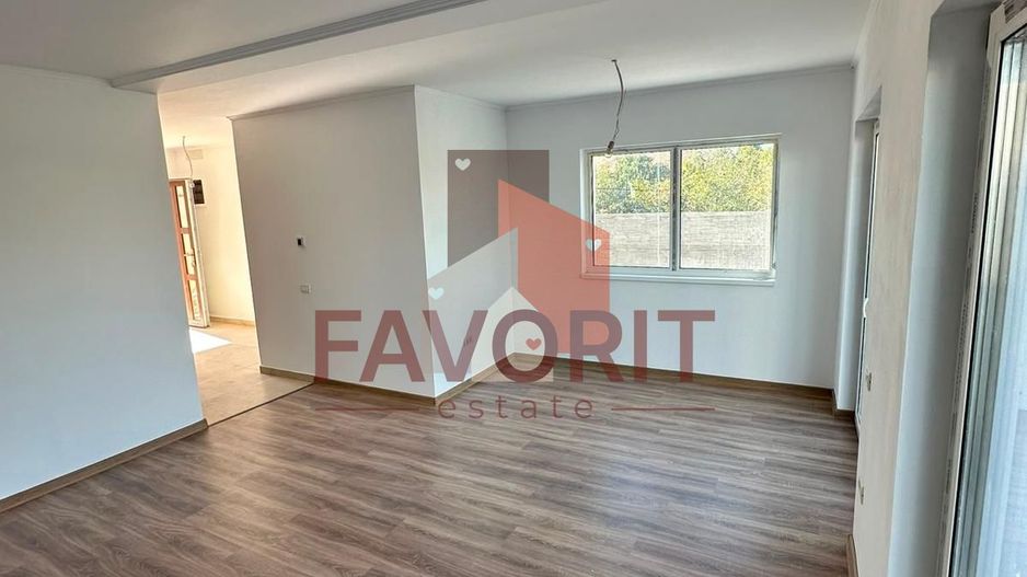 Duplex despartit prin camera tehnica | 4 camere | Toate utilitatile | - Poză 5