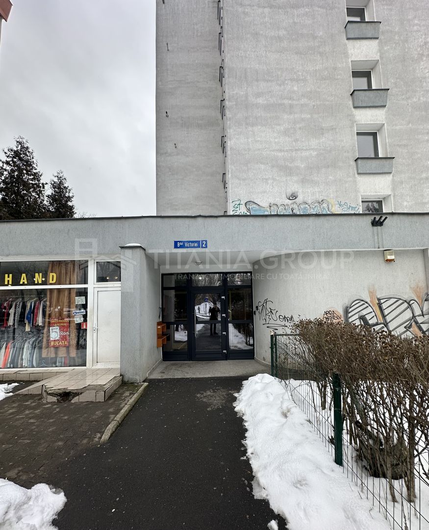 Garsonieră de vânzare în Bd. Victoriei cu vedere spre Tampa - Poză 8