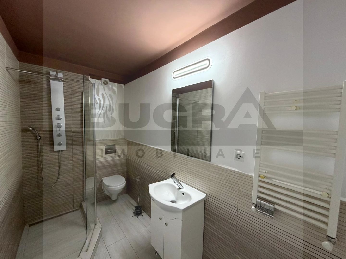 Apartament de 4 camere, modern, 87mp, parcare, zona The Office - Poză 15