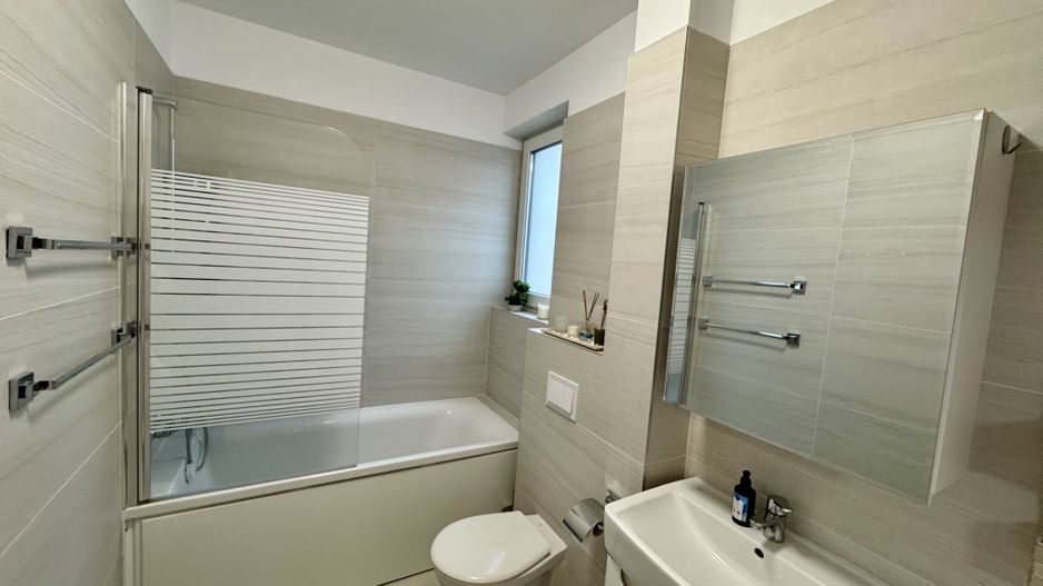 Apartament Modern cu 2 Camere de Închiriat în Dumbrăvița - Poză 21