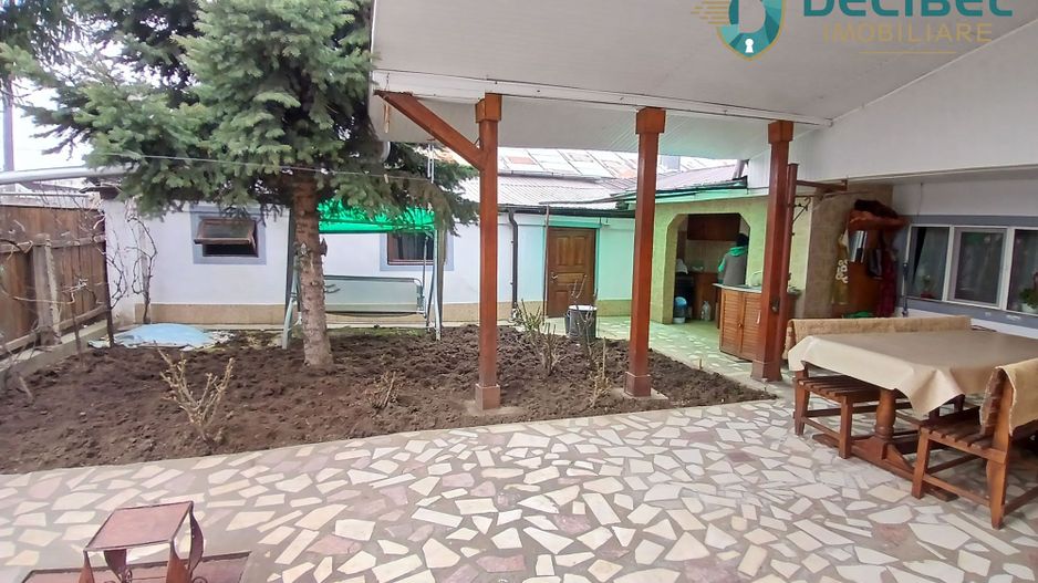 Casă cu mansardă și 4 camere în Cartierul CFR – Tecuci - Poză 17