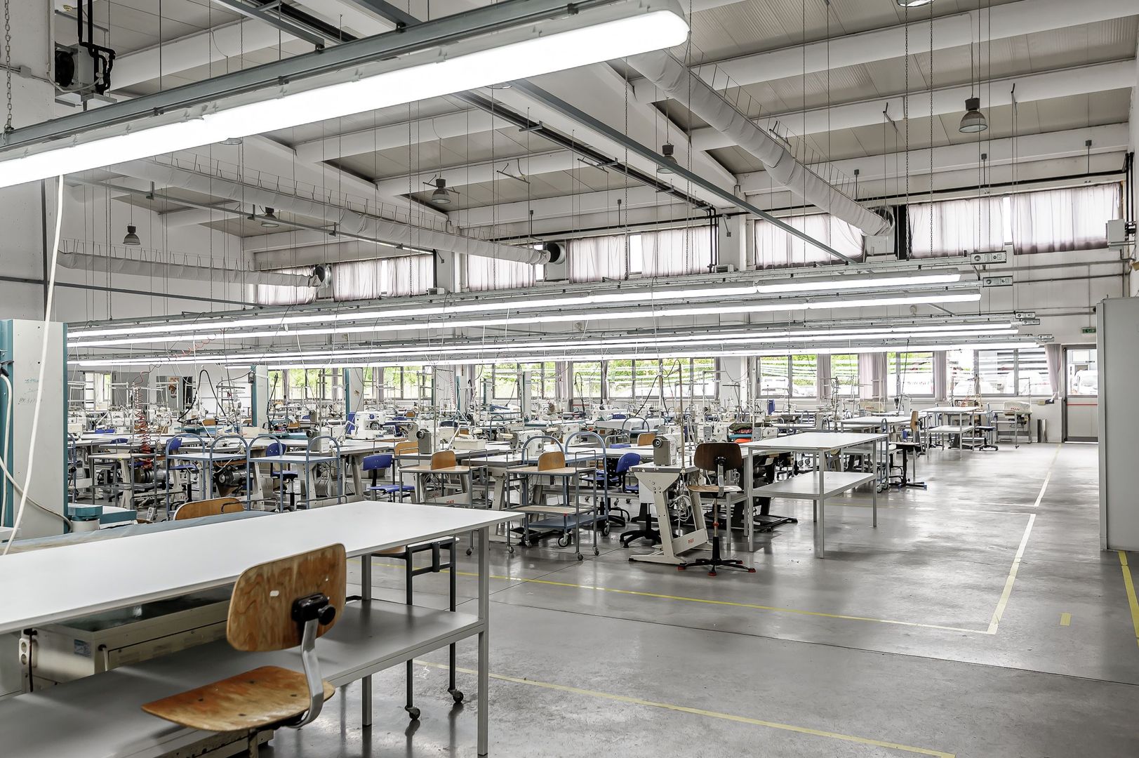 Oportunitate: Hală de producție și depozitare cu birouri în Arad - Poză 12